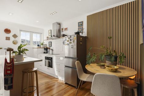 Photo of property in 300 Karori Road, Karori, Wellington, 6012