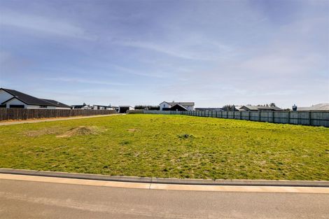 Photo of property in 8 Barewood Grove, West Melton, 7618