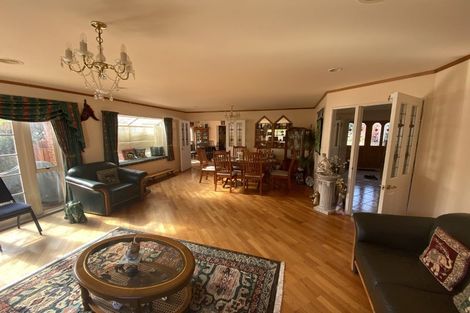 Photo of property in 3 Radstock Grove, Churton Park, Wellington, 6037