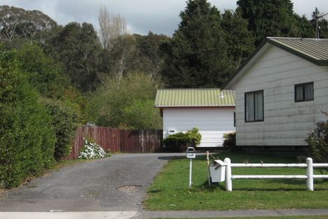 Photo of property in 59b Aquarius Drive, Kawaha Point, Rotorua, 3010