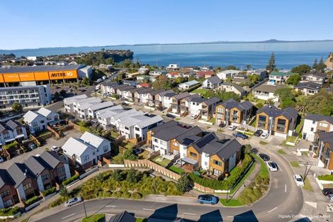 Photo of property in 3 Seafarer Crescent, Stanmore Bay, Whangaparaoa, 0932