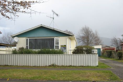 Photo of property in 14 Tureiti Place, Turangi, 3334