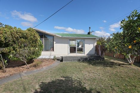 Photo of property in 71 Thames Street, Rongotea, 4476