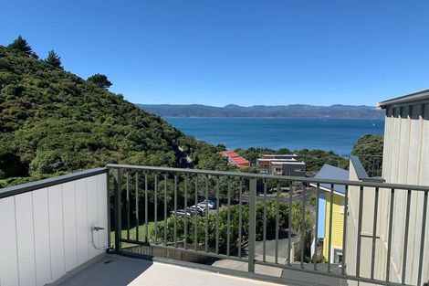 Photo of property in 2/19 Onslow Road, Khandallah, Wellington, 6035