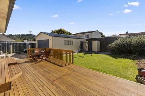 Photo of property in 23 Holyoake Crescent, Avalon, Lower Hutt, 5011