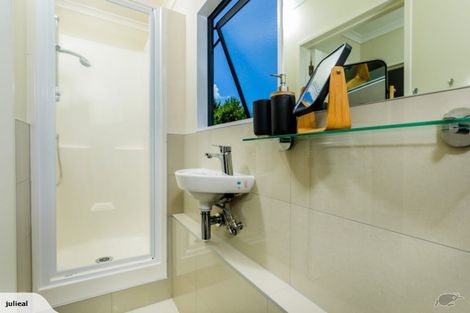 Photo of property in 14a Pounamu Avenue, Greenhithe, Auckland, 0632