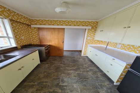 Photo of property in 264 Courtenay Street, Strandon, New Plymouth, 4312