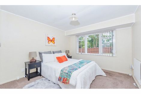 Photo of property in 63 Oreil Avenue, West Harbour, Auckland, 0618