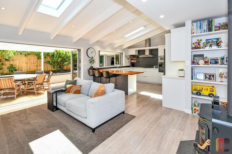 Photo of property in 44 Rushgreen Avenue, Pahurehure, Papakura, 2113