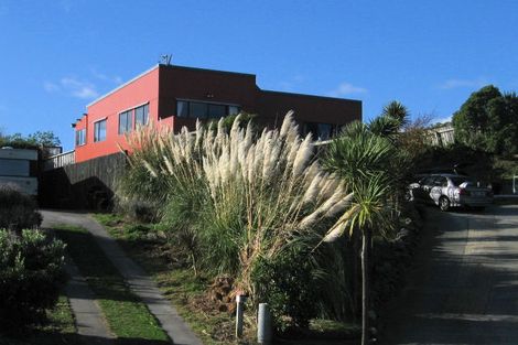 Photo of property in 13 Trig Hill Terrace, Waikanae Beach, Waikanae, 5036