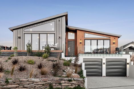 Photo of property in 9 Mcneil Crescent, Wanaka, 9305