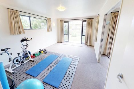Photo of property in 16 Masefield Terrace, Kelvin Grove, Palmerston North, 4414