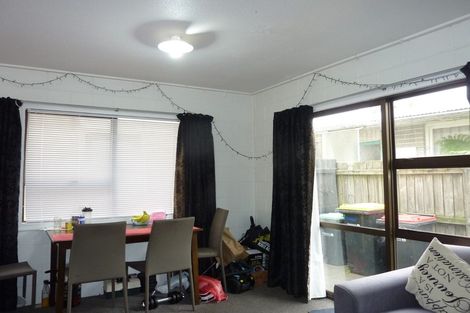 Photo of property in 2/47 Brockworth Place, Riccarton, Christchurch, 8011