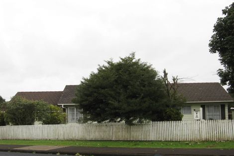 Photo of property in 2 Mack Place, Red Hill, Papakura, 2110