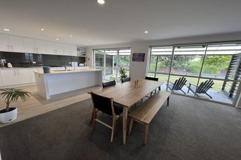 Photo of property in 12 Glen Wallace Road, Waipu, 0510