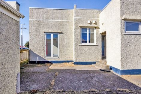 Photo of property in 35 Norfolk Street, Patea, 4520