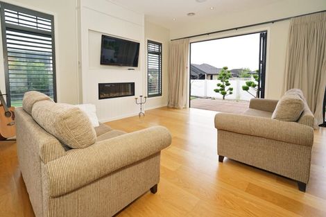 Photo of property in 71 Roy Hilton Drive, Flagstaff, Hamilton, 3210