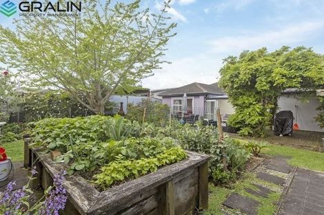 Photo of property in 39 Barrack Road, Mount Wellington, Auckland, 1060