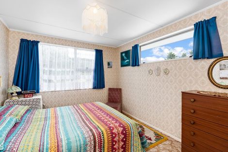 Photo of property in 96 Amohia Street, Paraparaumu, 5032