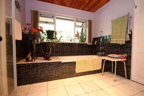 Photo of property in 20 Rifle Range Road, Waihi, 3682