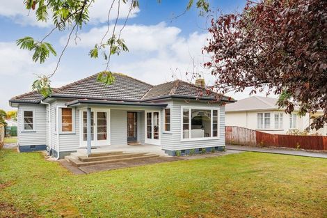 Photo of property in 24 Vernon Avenue, Takaro, Palmerston North, 4412