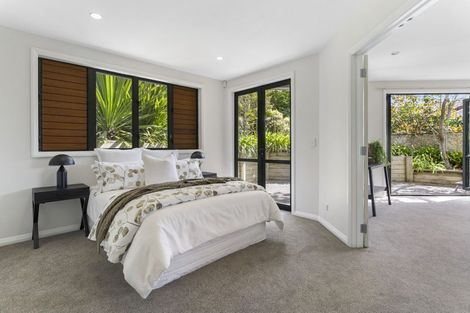 Photo of property in 1/164 Aberdeen Road, Campbells Bay, Auckland, 0620