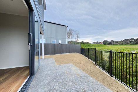 Photo of property in 12 Koreke Close, Kenepuru, Porirua, 5022