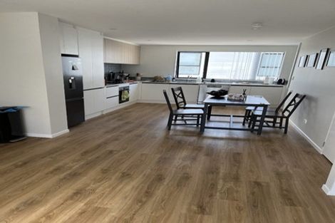 Photo of property in 2 Hinonga Loop, Silverdale, 0932