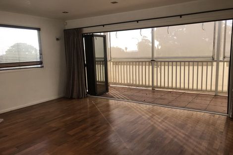 Photo of property in 18 Opal Avenue, Pakuranga, Auckland, 2010