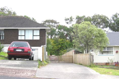 Photo of property in 2/34 Trinidad Road, Sunnynook, Auckland, 0620