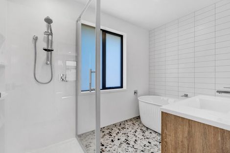 Photo of property in 21c Portland Drive, Mangorei, New Plymouth, 4312