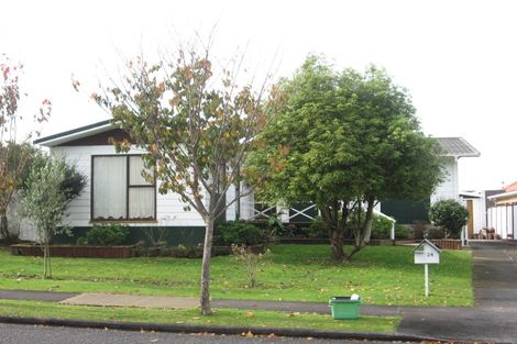 Photo of property in 24 Blanche Way, Half Moon Bay, Auckland, 2012