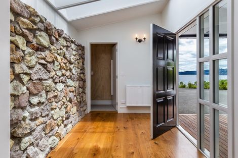 Photo of property in 224 Lake Terrace, Waipahihi, Taupo, 3330