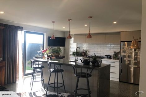 Photo of property in 10 Westmere Mews, West Melton, 7618