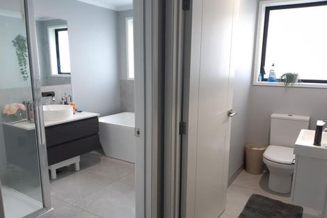 Photo of property in 46 Harriet Johnston Drive, Pokeno, 2402