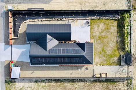 Photo of property in 16 Pollock Street, Alexandra, 9320