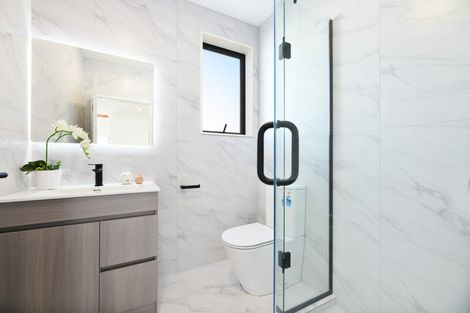 Photo of property in 17d Ranch Avenue, Beach Haven, Auckland, 0626