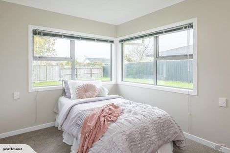 Photo of property in 60 Sylvan Avenue, Waikanae, 5036