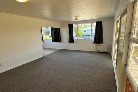 Photo of property in 69a Donovan Road, Paraparaumu Beach, Paraparaumu, 5032