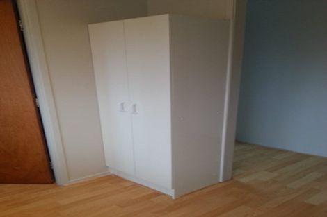 Photo of property in 2/15 Wilkie Place, Mount Wellington, Auckland, 1060