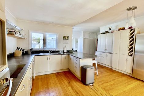 Photo of property in 12 Cameron Road, Te Puke, 3119