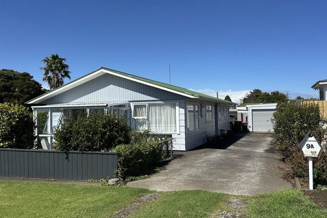 Photo of property in 9a Pratt Street, Waitara, 4320