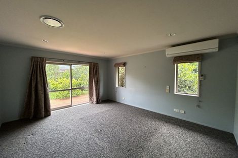 Photo of property in 8 Girvan Terrace, Wattle Downs, Auckland, 2103