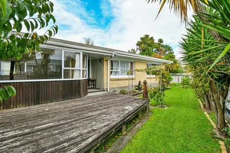 Photo of property in 1/4 Campbell Place, Papakura, 2110