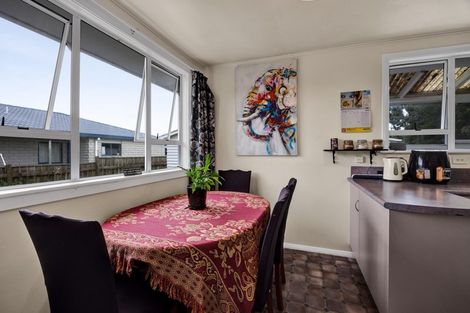 Photo of property in 28 Patu-kukupa Street, Manaia, 4612