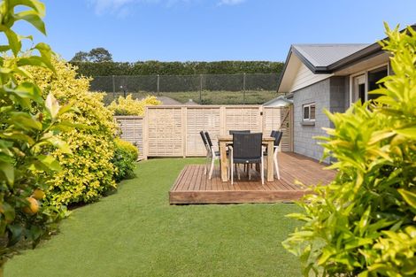 Photo of property in 16 Sharman Place, Pyes Pa, Tauranga, 3112