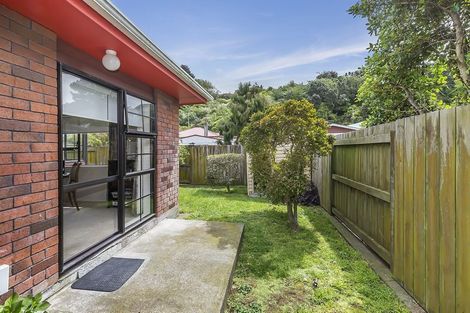 Photo of property in 85c Oxford Street, Tawa, Wellington, 5028