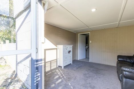 Photo of property in 3 Abbot Avenue, Waipawa, 4210