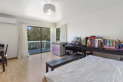 Photo of property in 382 East Coast Road, Sunnynook, Auckland, 0630