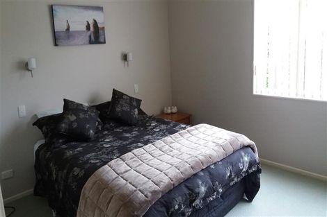 Photo of property in 10d Shelter Grove, Frankleigh Park, New Plymouth, 4310